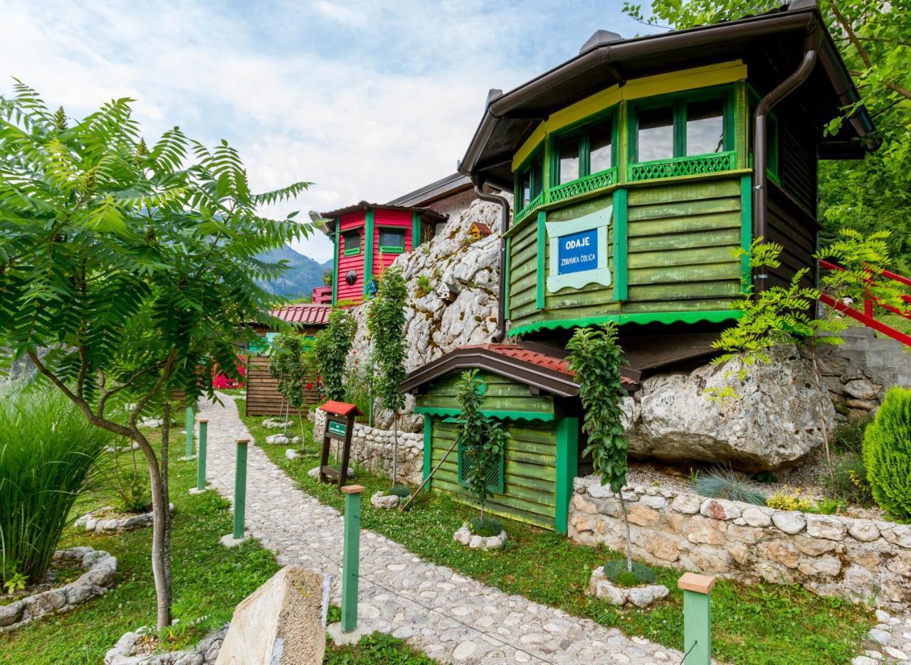 Eco Village Raj U Raju คอนยิค ภายนอก รูปภาพ